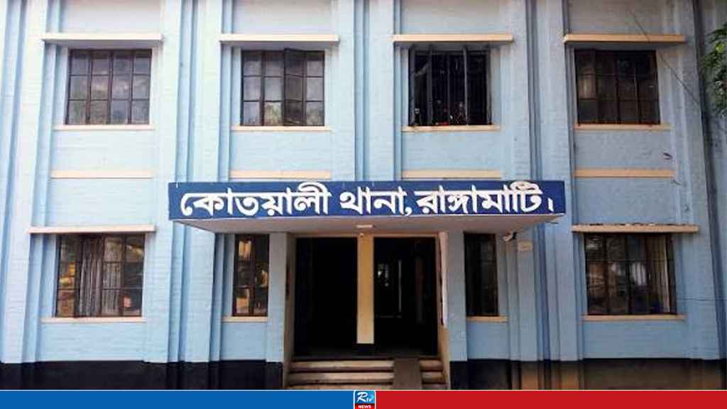 রাঙ্গামাটিতে ছেলেকে কোপালেন মা