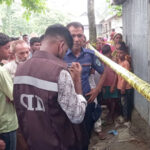 ঘুমিয়ে থাকা চাচাকে গলা কেটে হত্যা করলেন ভাতিজা