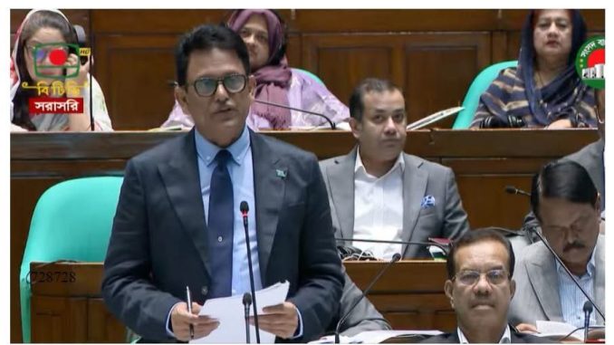 অবশেষে এইচএসসি পরীক্ষার্থীদের সুখবর দিলেন শিক্ষামন্ত্রী মিলন