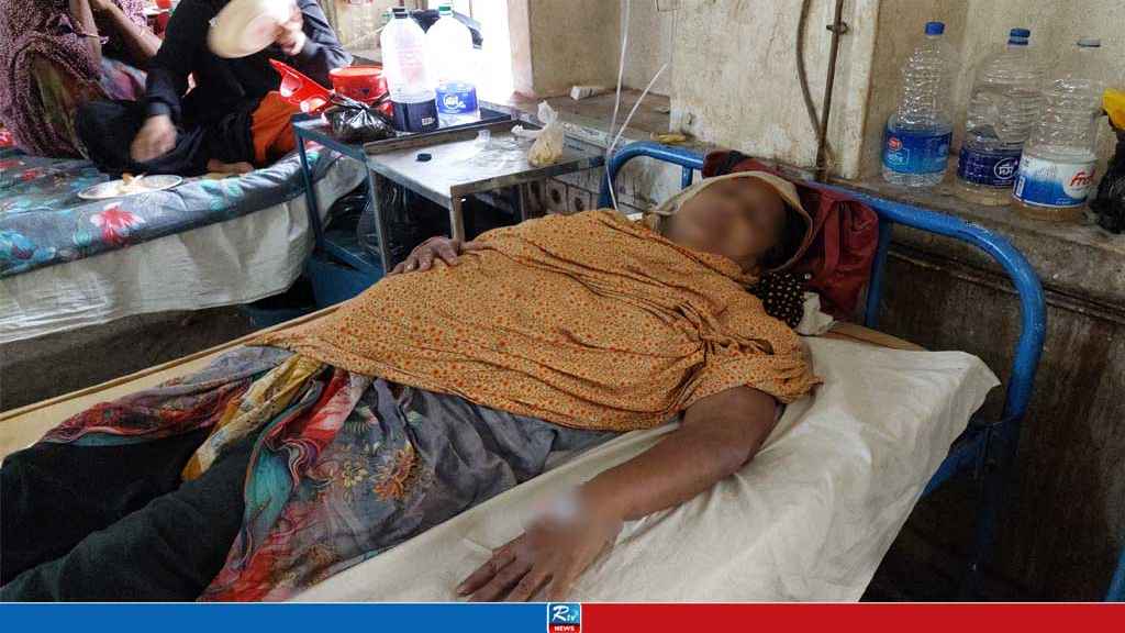 সম্পত্তির জন্য মাকে বেধড়ক পেটালেন ছেলে