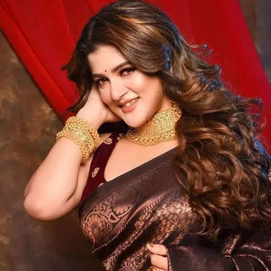 কত মিনিট ধরে করলে বাঙালী মেয়েরা খু’শী হয় জানালেন শ্রাবন্তী