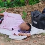 প্রবাসফেরত অসুস্থ জামালকে রাস্তার পা‌শে ফেলে গেল স্ত্রী-সন্তান