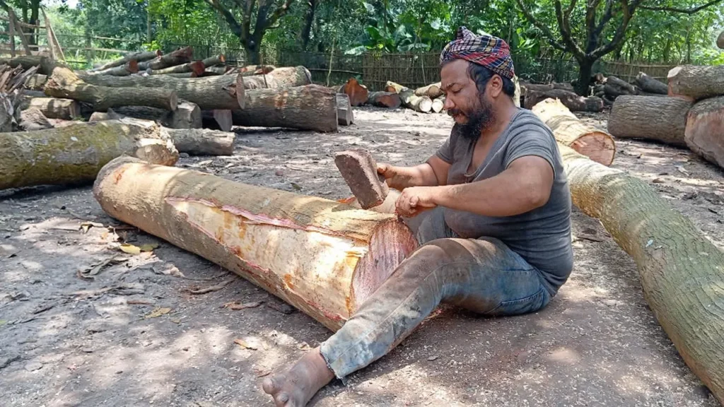 ‘তুই কি দেখতে পাস না?’—মায়ের সেই প্রশ্নের উত্তর আজও দিয়ে চলেছেন মুকলেস